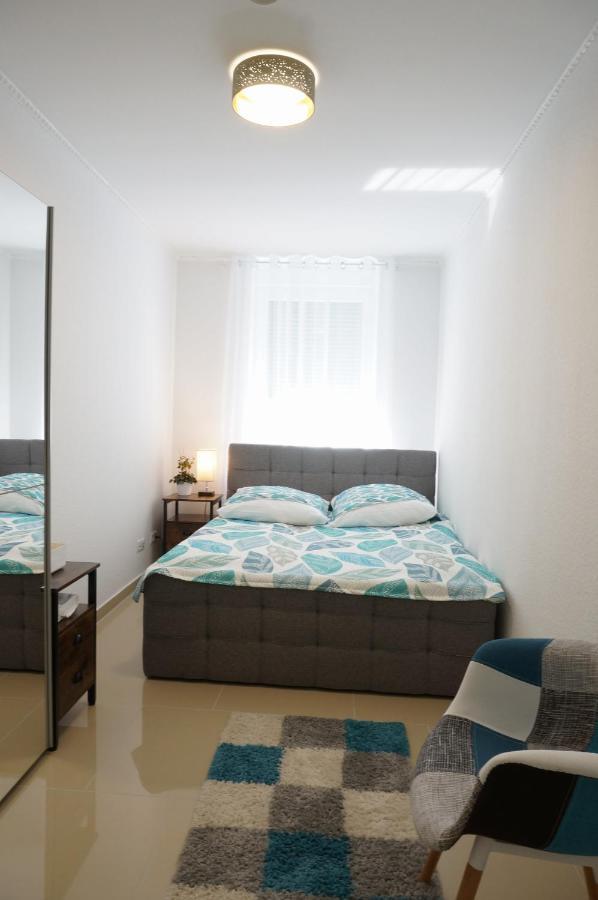 Mein Apartment Flowers bis zu 10 Personen Frankenthal  Exterior foto