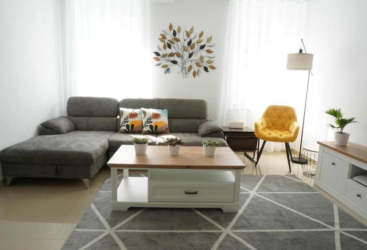 Mein Apartment Flowers bis zu 10 Personen Frankenthal  Exterior foto