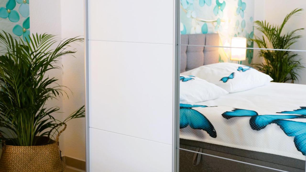 Mein Apartment Flowers bis zu 10 Personen Frankenthal  Exterior foto
