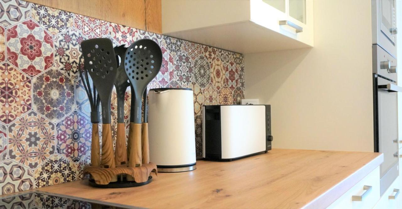 Mein Apartment Flowers bis zu 10 Personen Frankenthal  Exterior foto